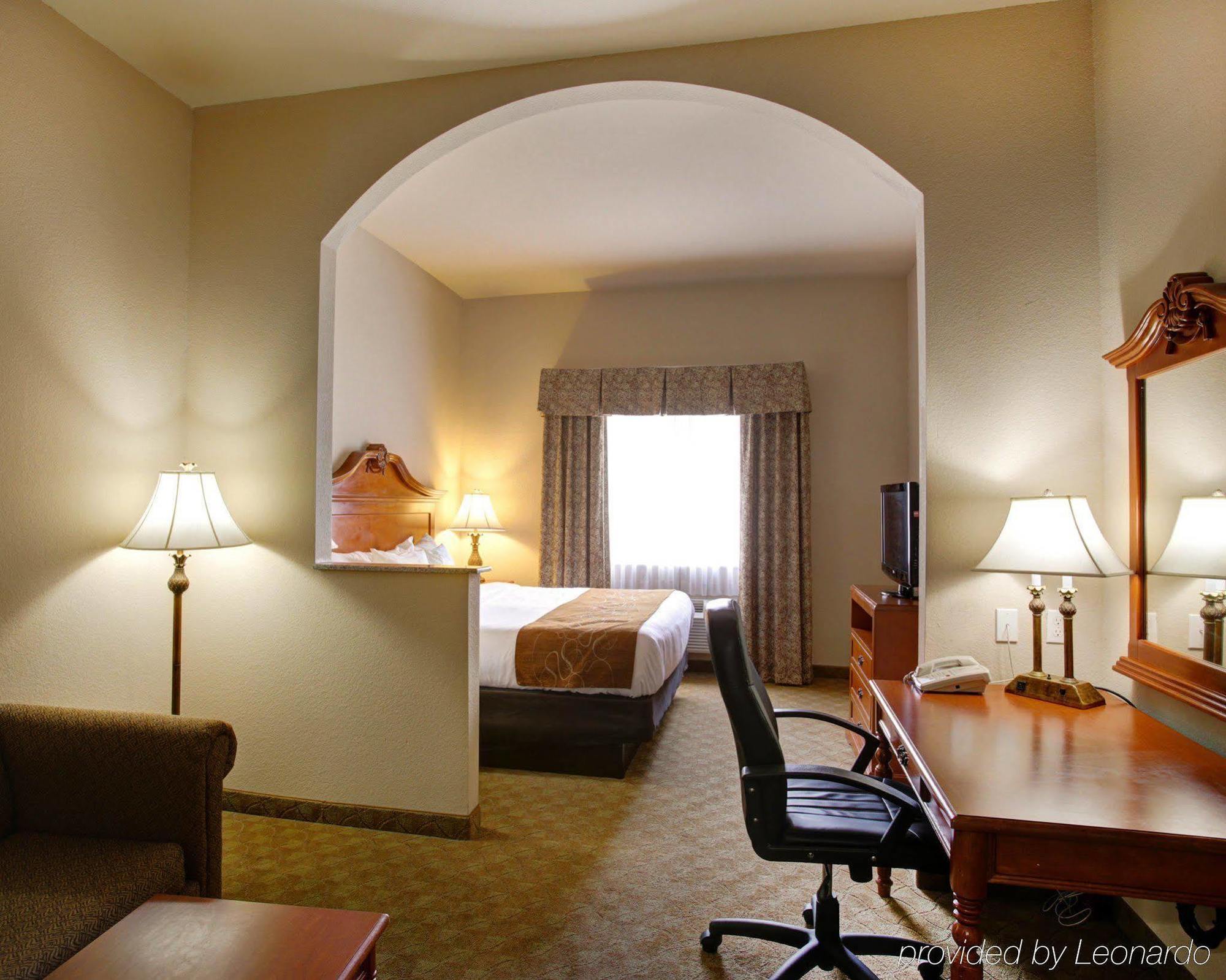 Comfort Suites Near Texas State University 圣马科斯 外观 照片